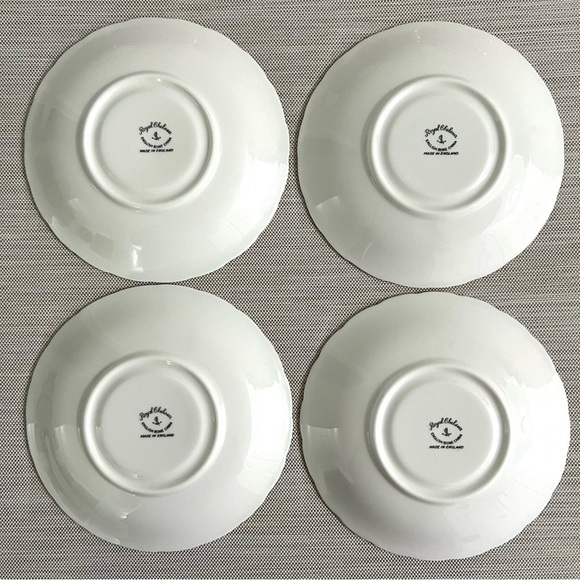 VTG 4 Royal Chelsea English Bone China Gold & White Saucers 5.5" - Picture 2 of 2